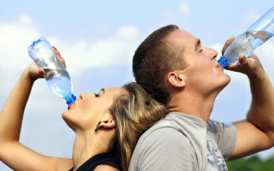 ¿Por qué aumentan las infecciones de orina en verano? Causas y cómo prevenirlas