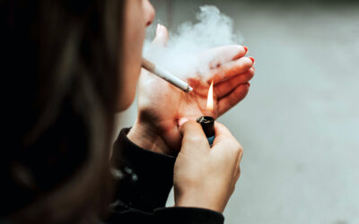 El tabaco deja «memoria» en la vejiga: por qué el riesgo de cáncer persiste incluso tras dejar de fumar